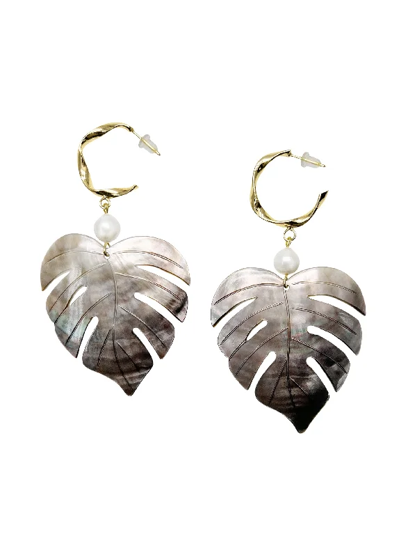 Heavy Duty Drop Earrings for Durability -Leaves Shaped Shell With Pearls Hook Earrings LE047