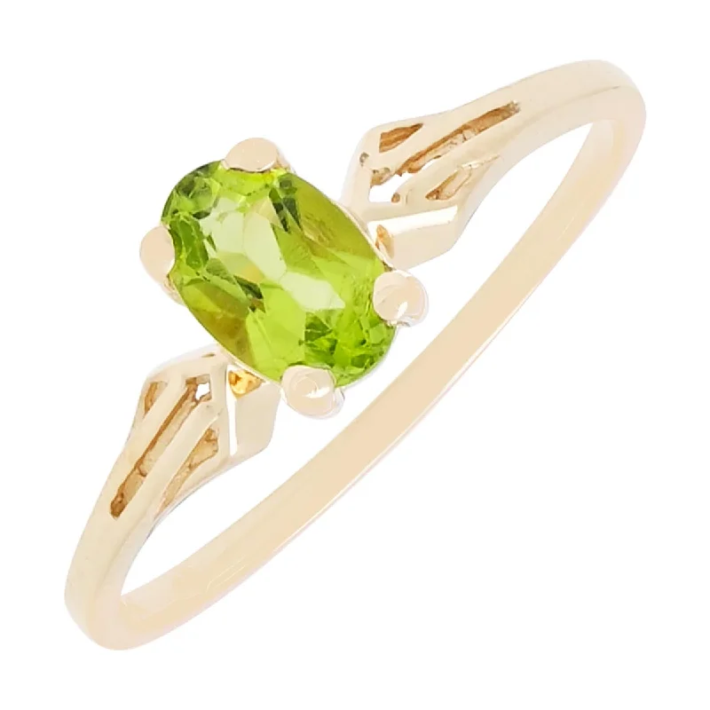 Women’s rings with rough garnet for rugged -Oval Peridot Ring in 14kt Yellow Gold